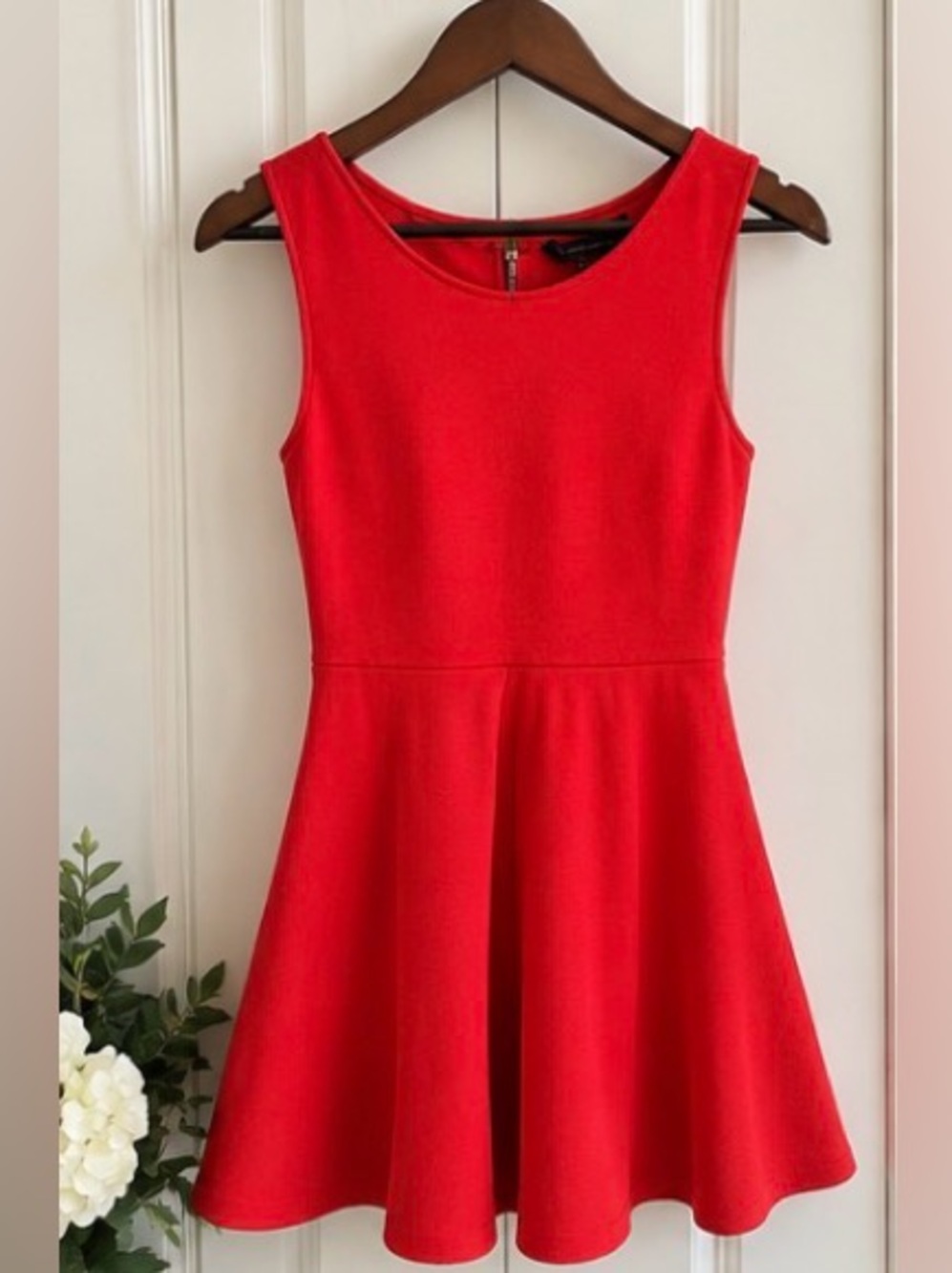 BCBGMAXAZRIA Poppy Red Fit & Flare Sleeveless Dress Medium